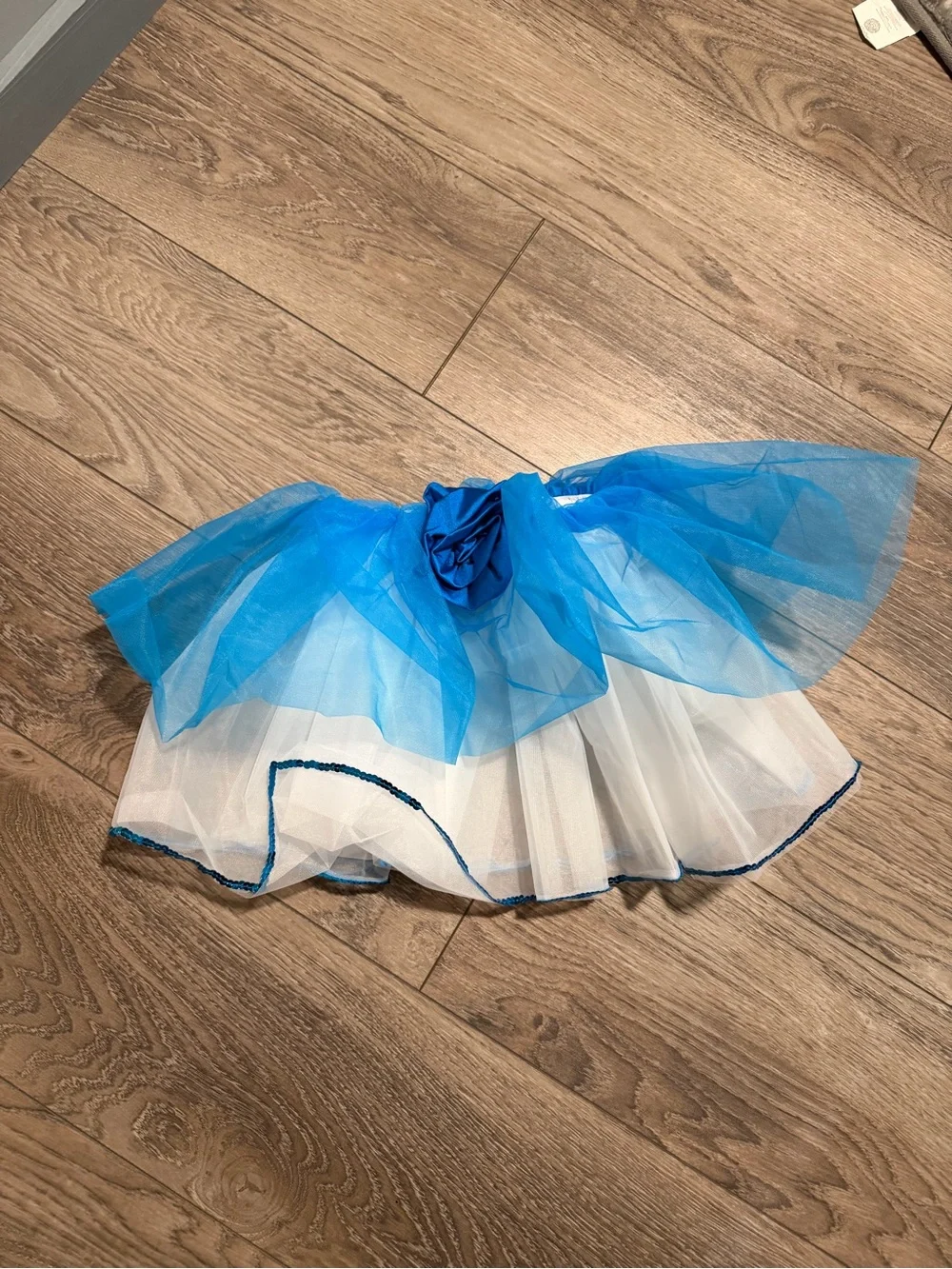 Exceptional 17499 Weissman Showtime dance costumes size sc